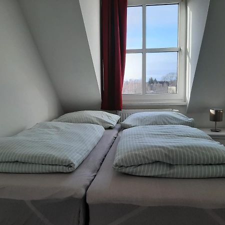 Ferienwohnung Schlossstr. 8, ミロー エクステリア 写真