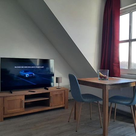 Ferienwohnung Schlossstr. 8, ミロー エクステリア 写真