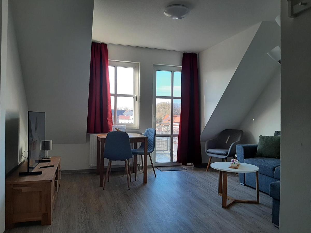 Ferienwohnung Schlossstr. 8, ミロー エクステリア 写真