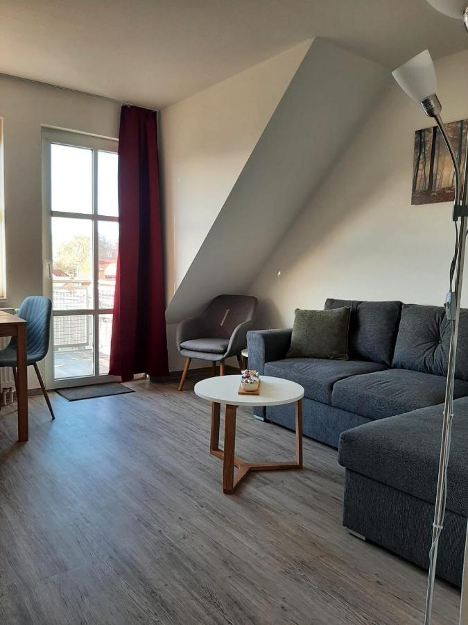 Ferienwohnung Schlossstr. 8, ミロー エクステリア 写真
