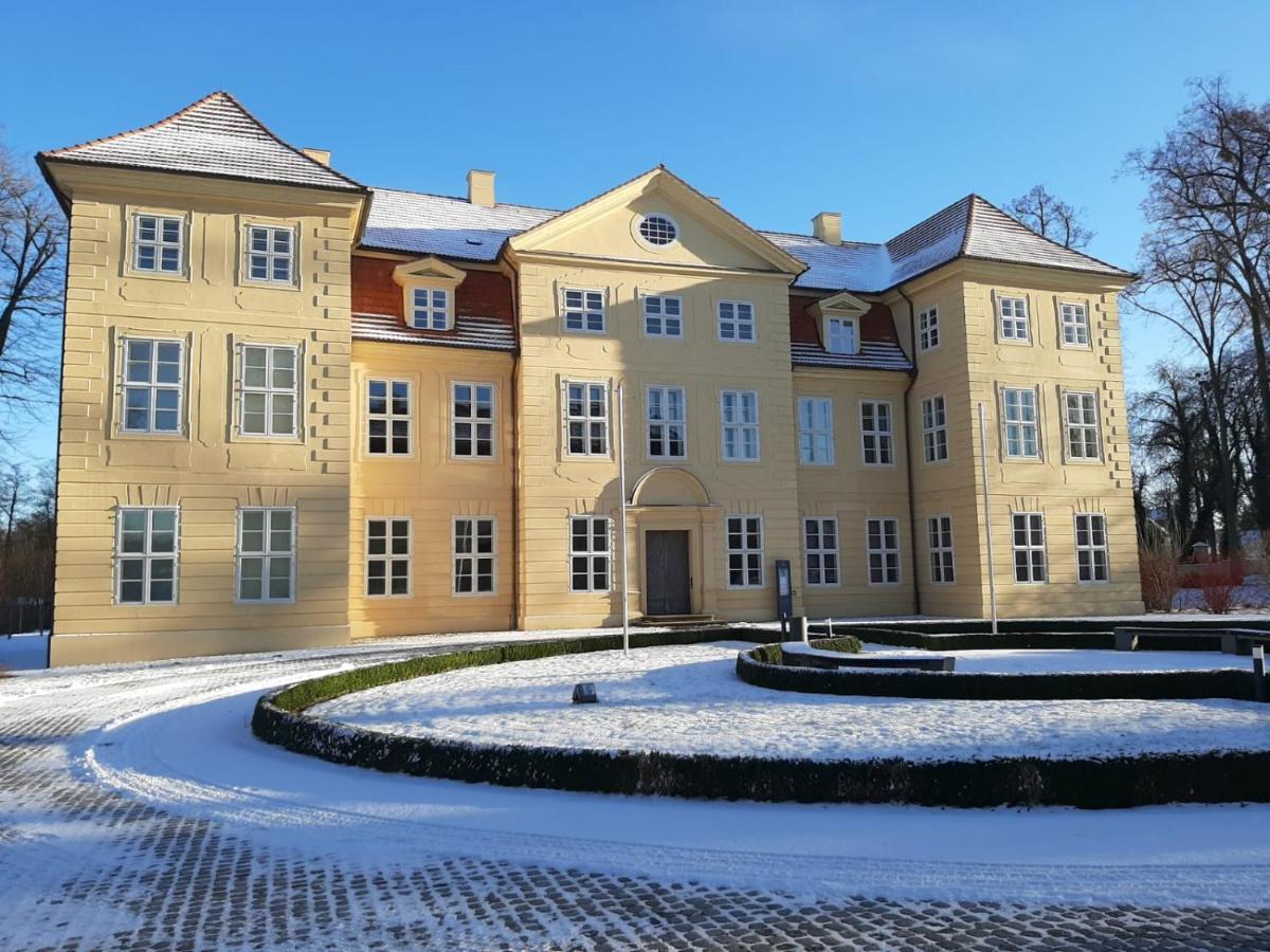 Ferienwohnung Schlossstr. 8, ミロー エクステリア 写真